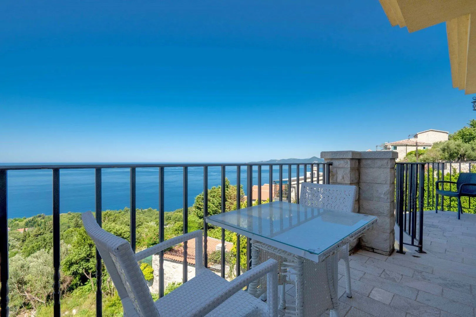 Sale, house, 317m², Reževići, Budva