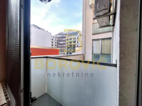 Rent, two bedroom apartment, 51m², Vračar Hram, Vračar Sve Podlokacije - image 12