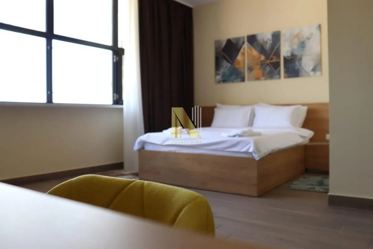 Sale, office space, 523m², Šid, Srbija