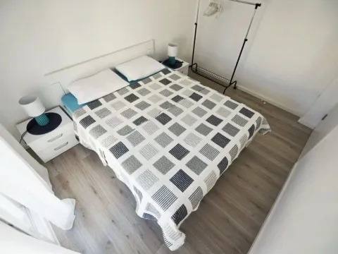 Rent, one bedroom apartment, 90m², Lazi, Budva - image 10