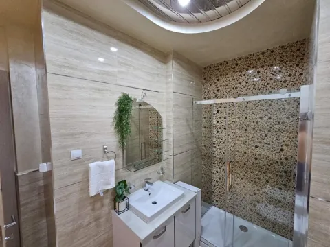 Sale, three bedroom apartment, 112m², Budva, Crna Gora - image 12