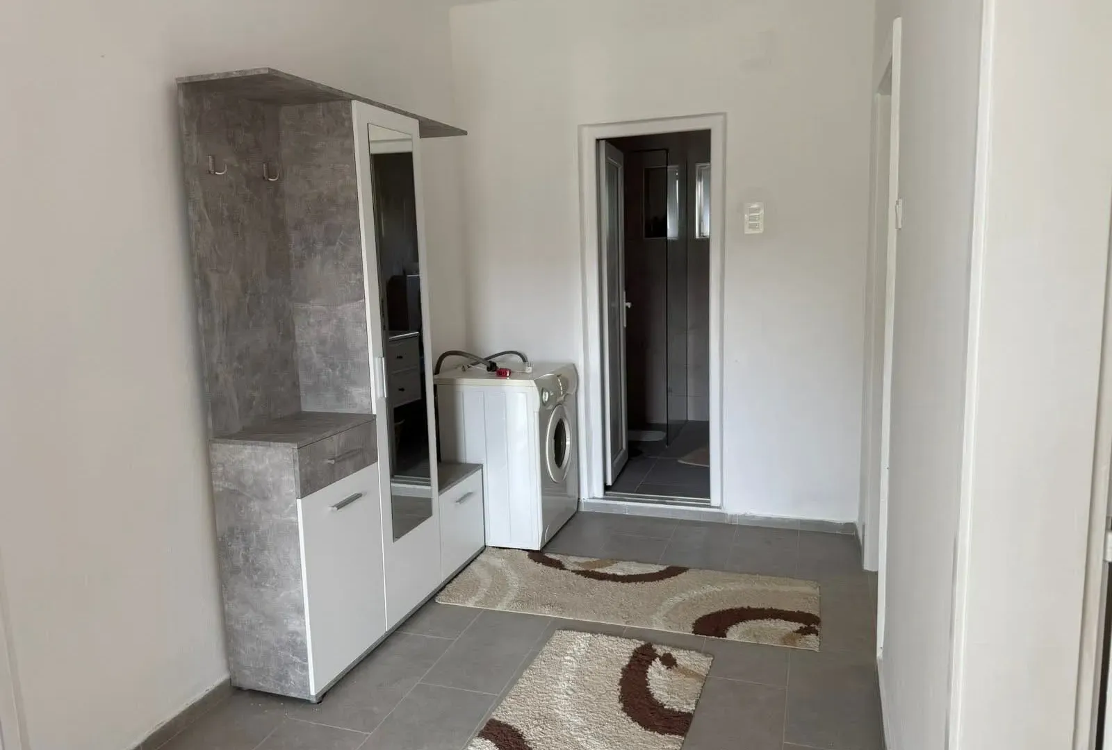 Rent, two bedroom apartment, 80m², Bjeliši, Bar