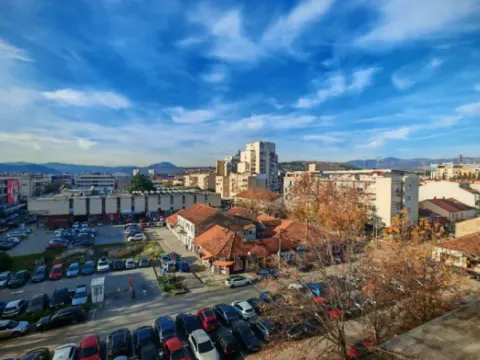 Izdavanje, jednosoban stan, 58m², Centar, Podgorica - image 8