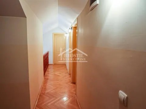 Sale, house, 282m², Palilula Sve Podlokacije, Beograd - image 10