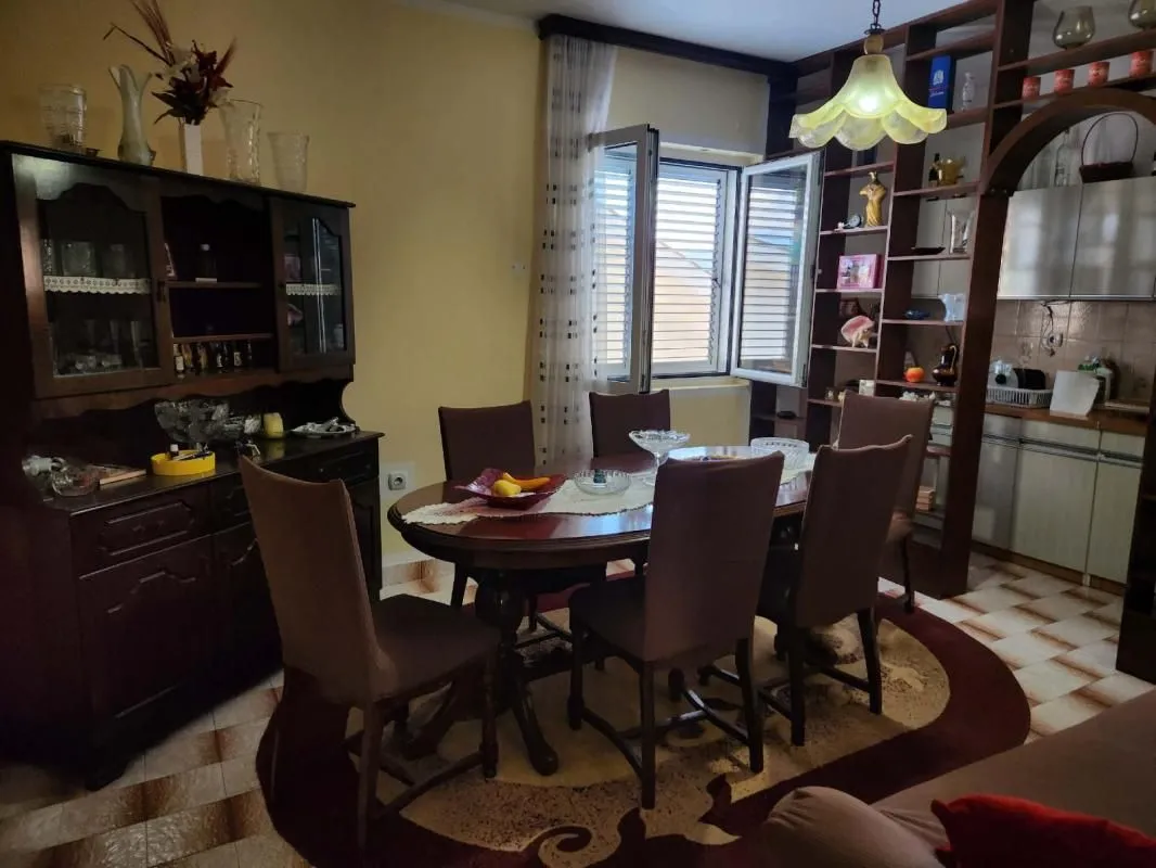 Prodaja, dvosoban stan, 90m², Bijela, Herceg Novi
