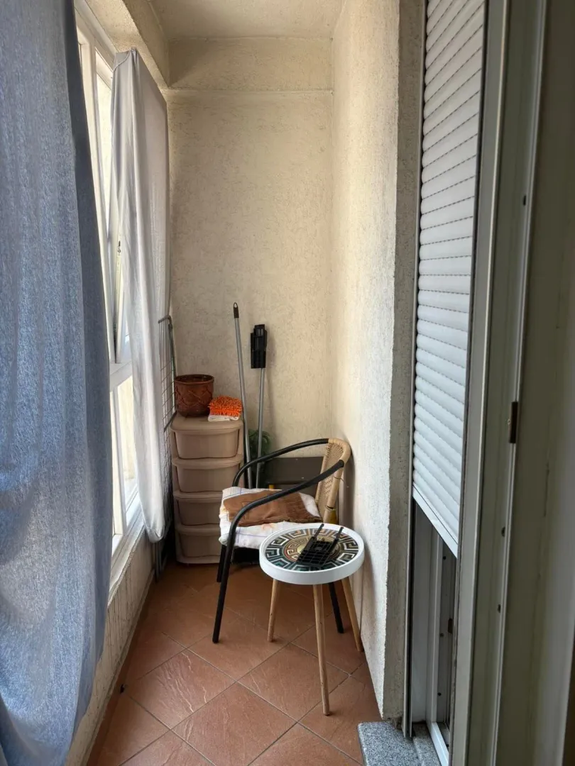Izdavanje, jednosoban stan, 35m², Blok 9, Podgorica