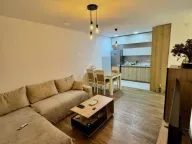 Izdavanje, trosoban stan, 75m², Bulevar, Niš - image 2