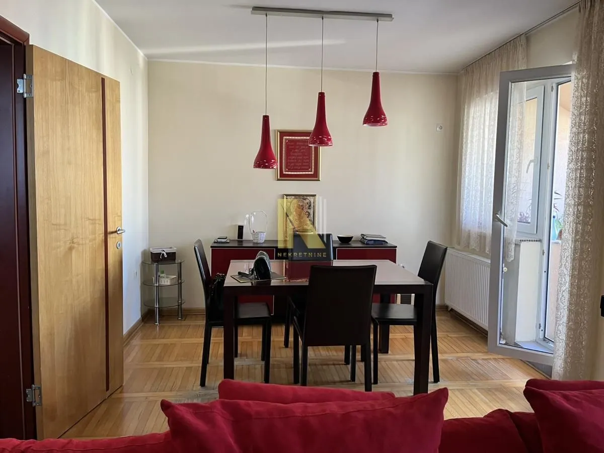 Prodaja, stan, 120m², Nova Detelinara, Novi Sad Sve Podlokacije