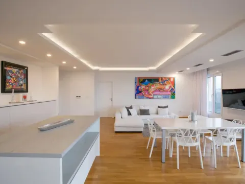 Rent, apartment, 123m², Momišići, Podgorica - image 2