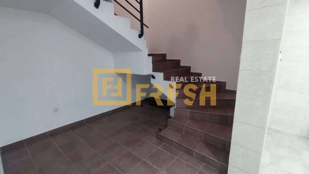 Rent, office space, 84m², Tološi, Podgorica