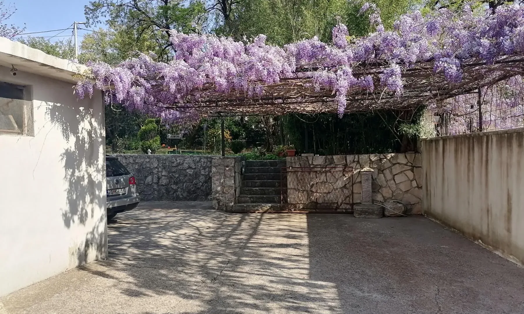 Prodaja, kuća, 350m², Vranići, Podgorica