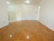 Izdavanje, dvosoban stan, 54m², Podgorica, Crna Gora - image 8