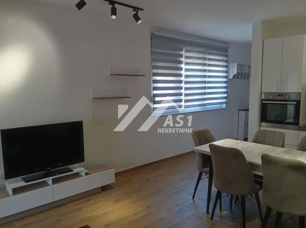 Izdavanje, dvosoban stan, 45m², Adice, Novi Sad Sve Podlokacije
