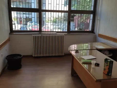 Rent, office space, 100m², Centar, Niš