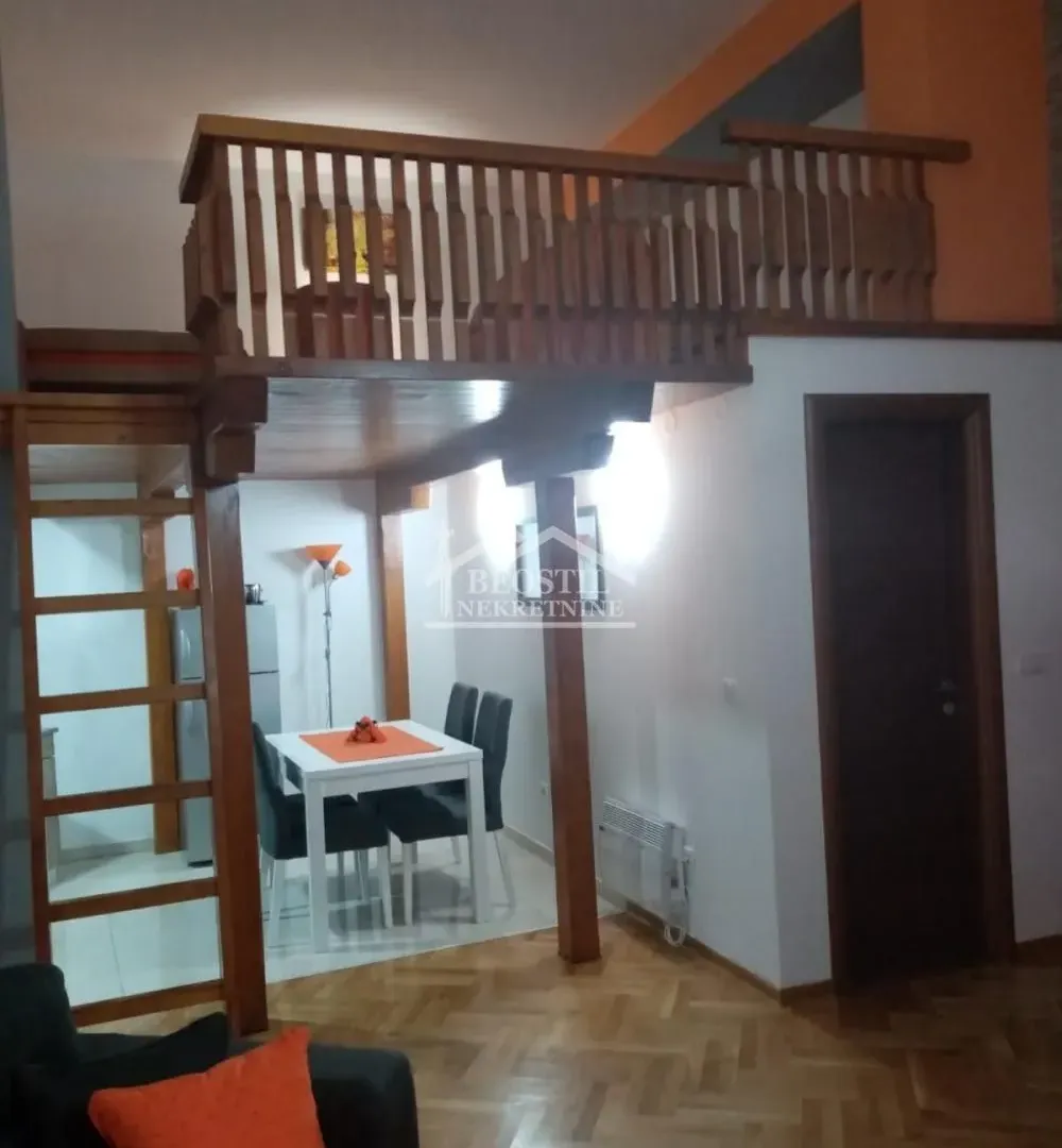 Prodaja, trosoban stan, 39m², Centar, Čajetina