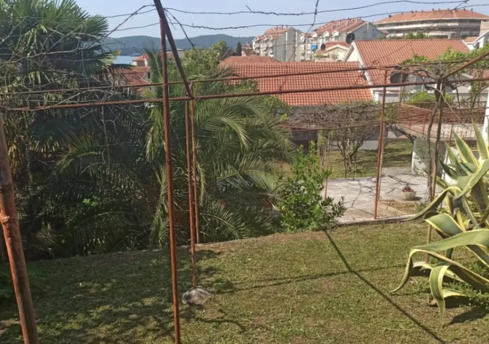 Prodaja, plac, 672m², Kalimanj, Tivat