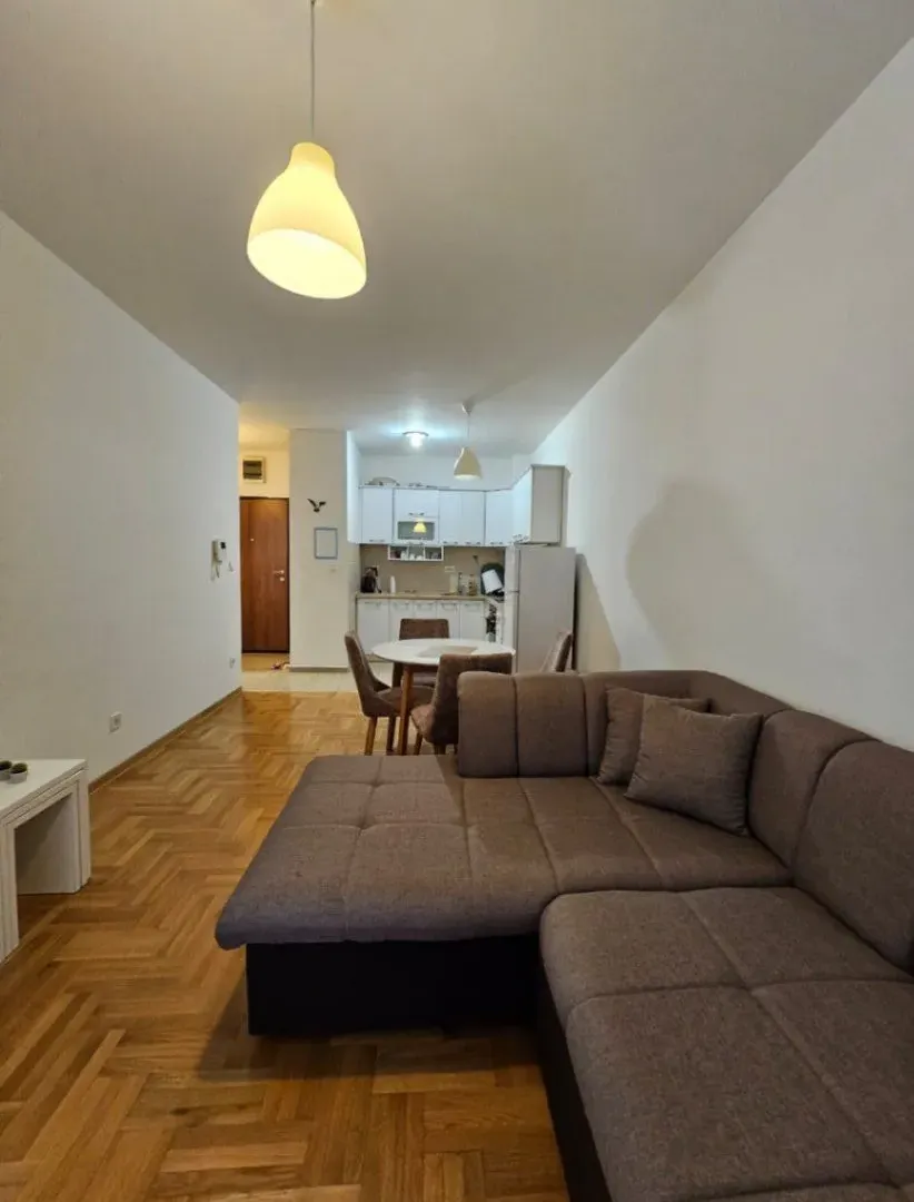 Prodaja, jednosoban stan, 44m², Maslinjak, Budva