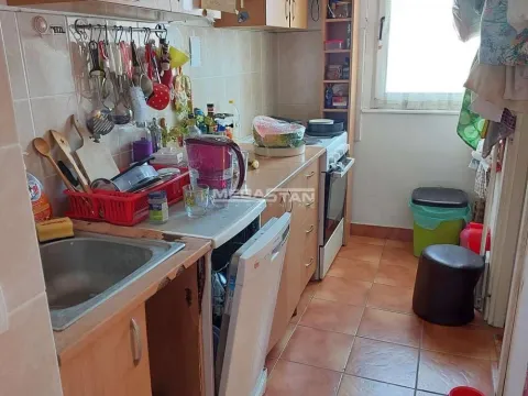 Prodaja, trosoban stan, 88m², Novi Beograd Blok 72, Novi Beograd Sve Podlokacije - image 11