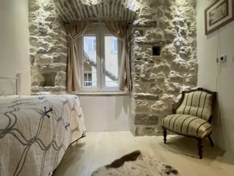 Prodaja, kuća, 114m², Prčanj, Kotor - image 4