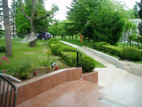 Prodaja, kuća, 360m², Irig, Srbija - image 26