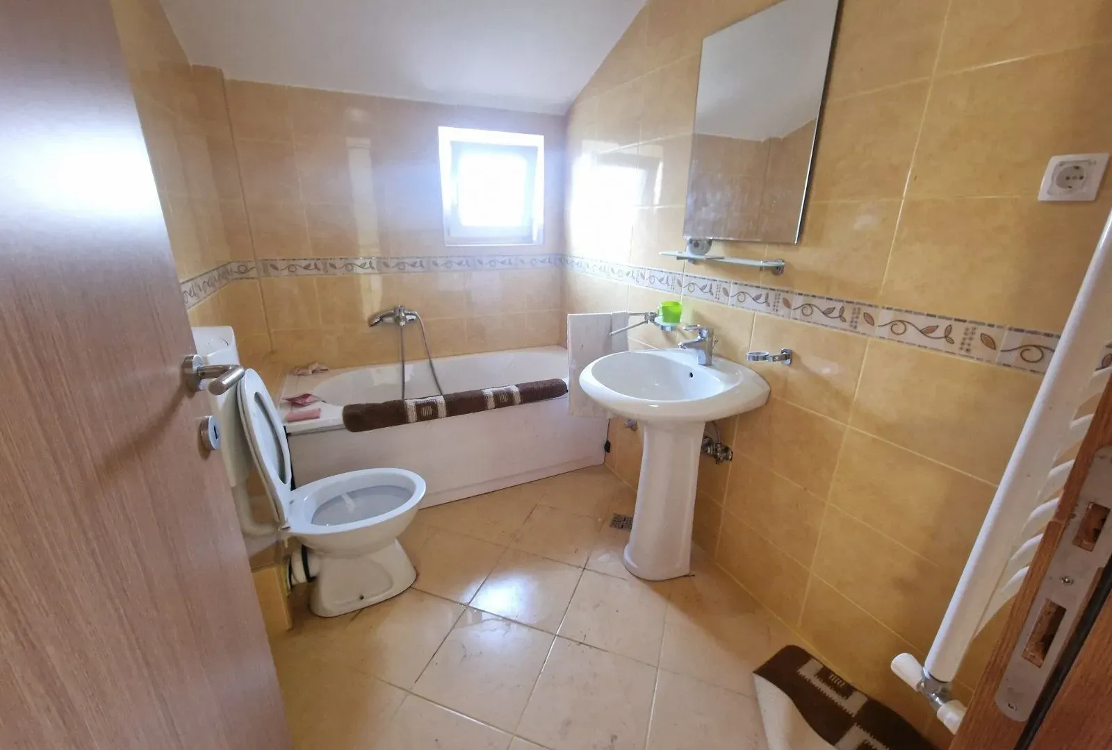 Prodaja, kuća, 240m², Danilovgrad, Crna Gora