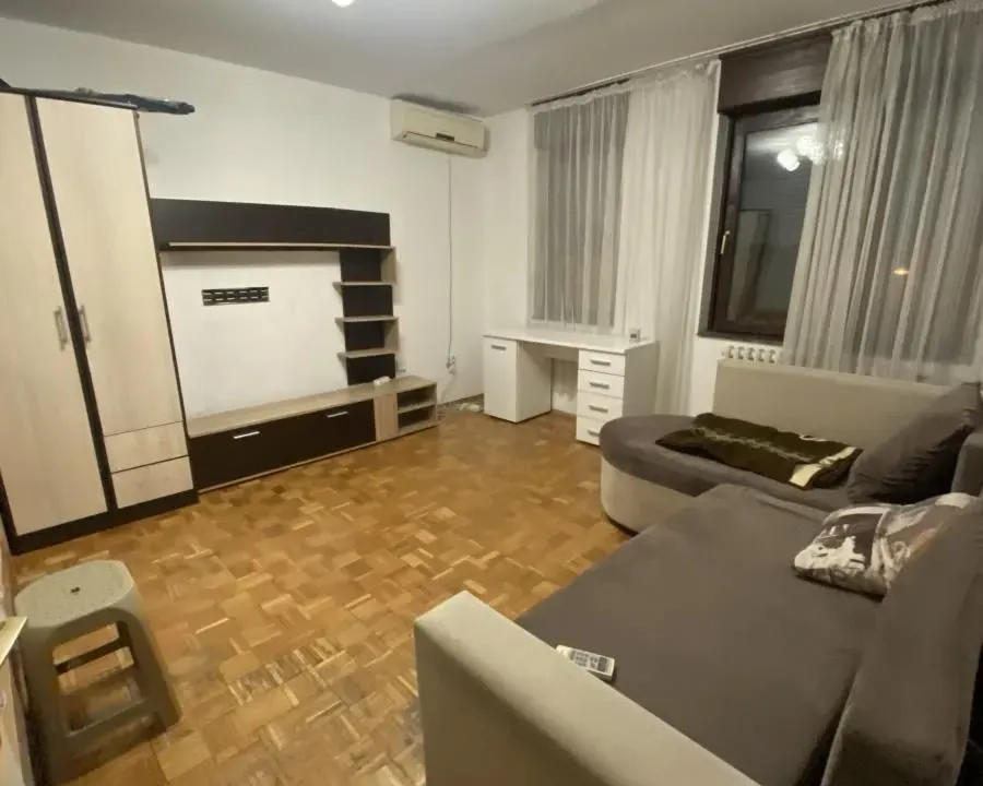 Izdavanje, jednosoban stan, 36m², Novo naselje, Novi Sad