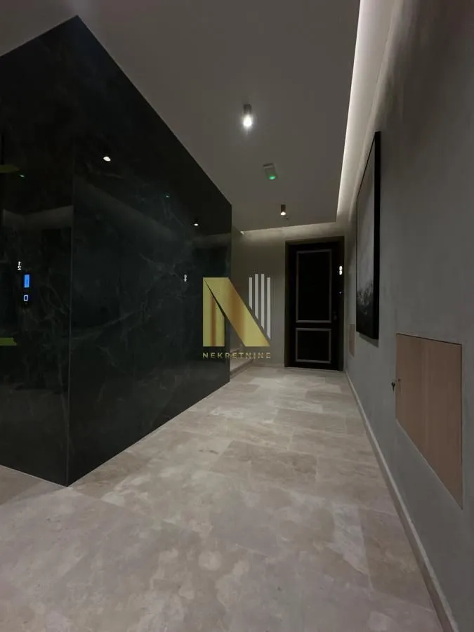 Rent, office space, 112m², Centar, Novi Sad