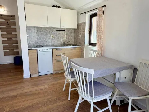 Prodaja, garsonjera, 46m², Bečići, Budva - image 2