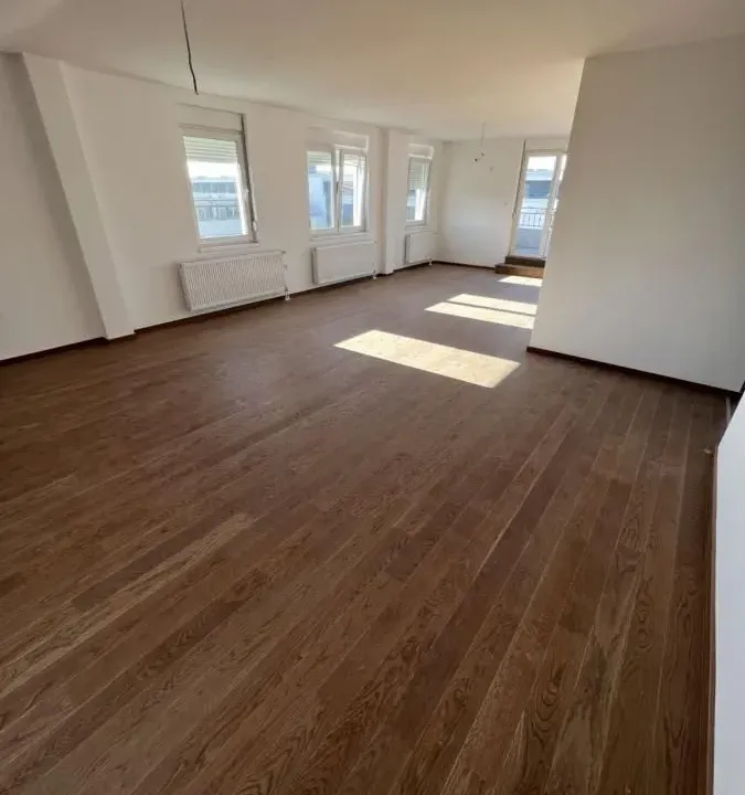 Prodaja, stan, 207m², Telep, Novi Sad Sve Podlokacije