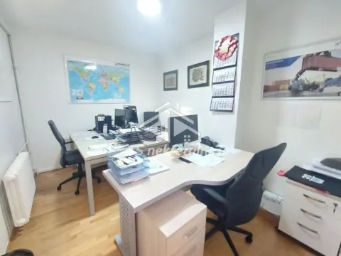 Izdavanje, kuća, 220m², Bezanijska Kosa 1, Bežanijska Kosa Sve Podlokacije - image 9