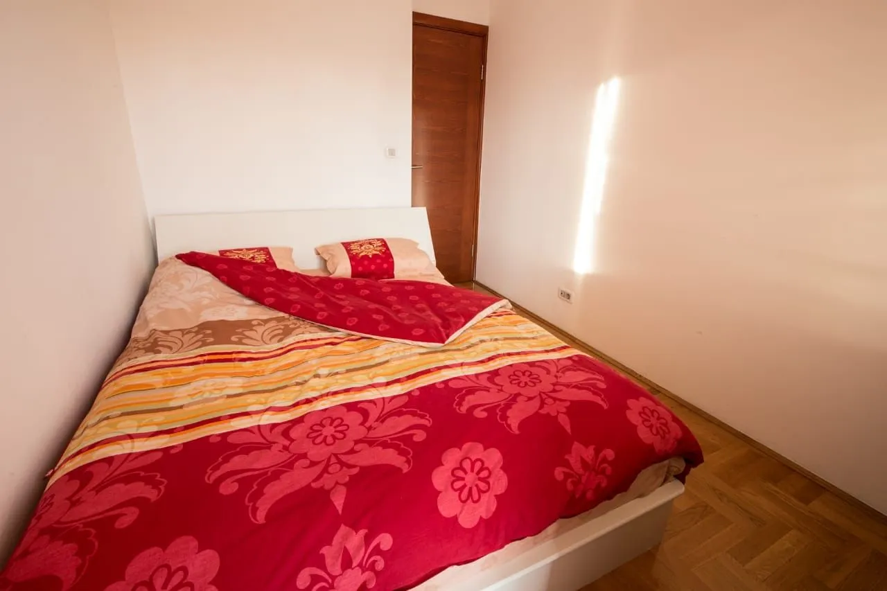 Izdavanje, dvosoban stan, 69m², Preko Morače, Podgorica