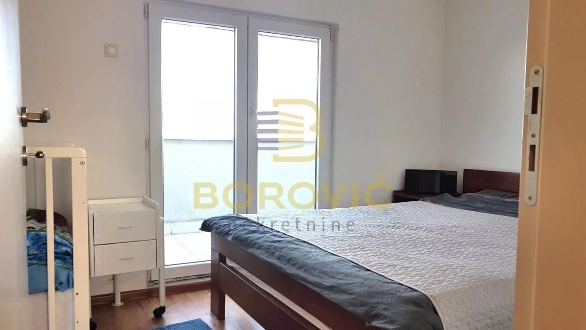 Prodaja, dvosoban stan, 84m², Labudovo Brdo, Beograd