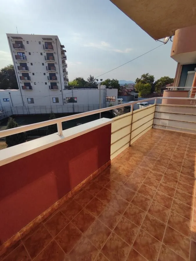 Izdavanje, dvosoban stan, 54m², Aqua park, Jagodina