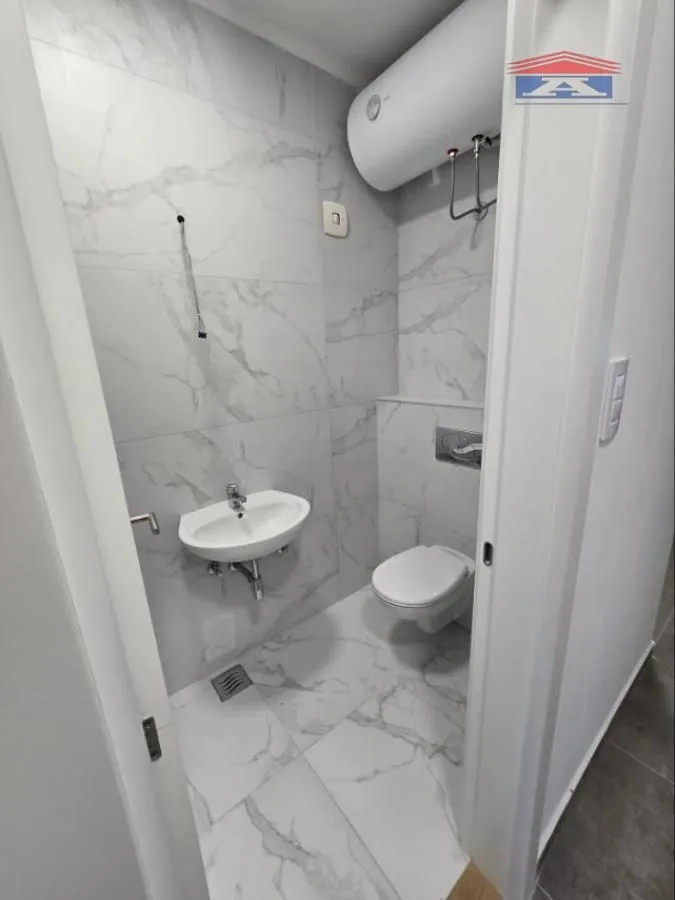 Prodaja, četvorosoban stan, 95m², Avijatičarsko naselje, Novi Sad Sve Podlokacije
