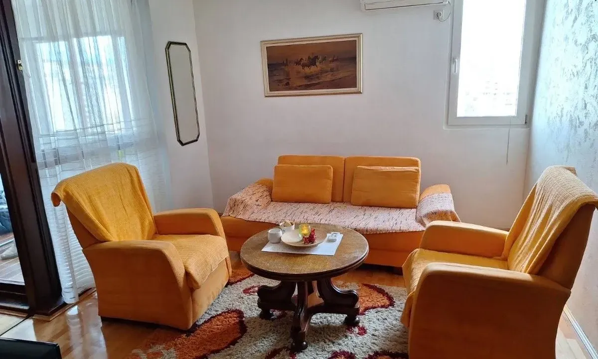 Sale, one bedroom apartment, 76m², Blok 5, Podgorica