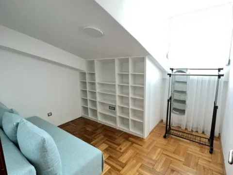 Izdavanje, dvosoban stan, 71m², Stari Aerodrom, Podgorica - image 13