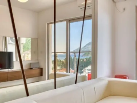 Rent, one bedroom apartment, 36m², Centar, Budva