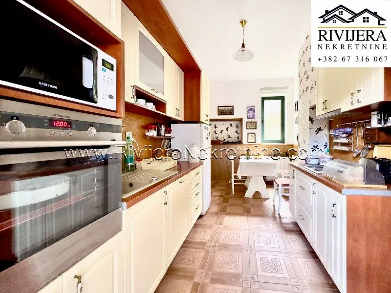 Sale, house, 143m², Morinj, Kotor