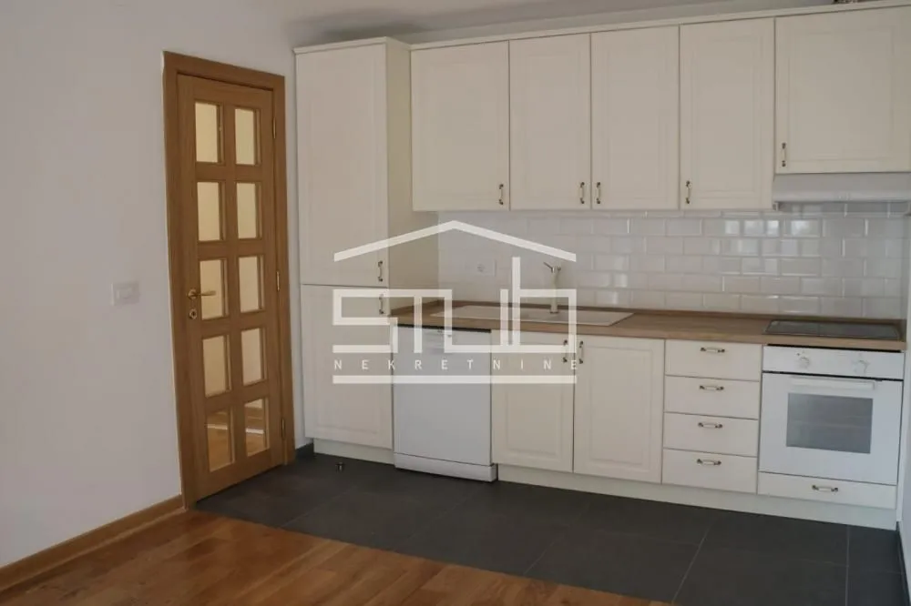Izdavanje, trosoban stan, 65m², Cvijićeva, Palilula Sve Podlokacije