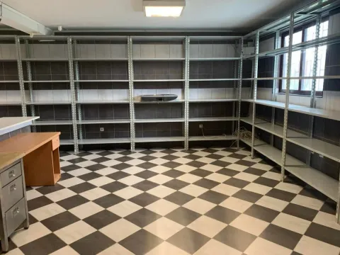 Izdavanje, poslovni prostor, 75m², Donja Gorica, Podgorica - image 4