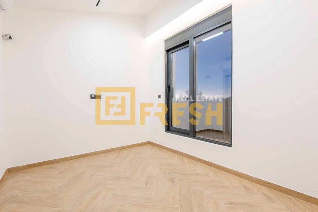 Sale, house, 240m², Budva, Crna Gora