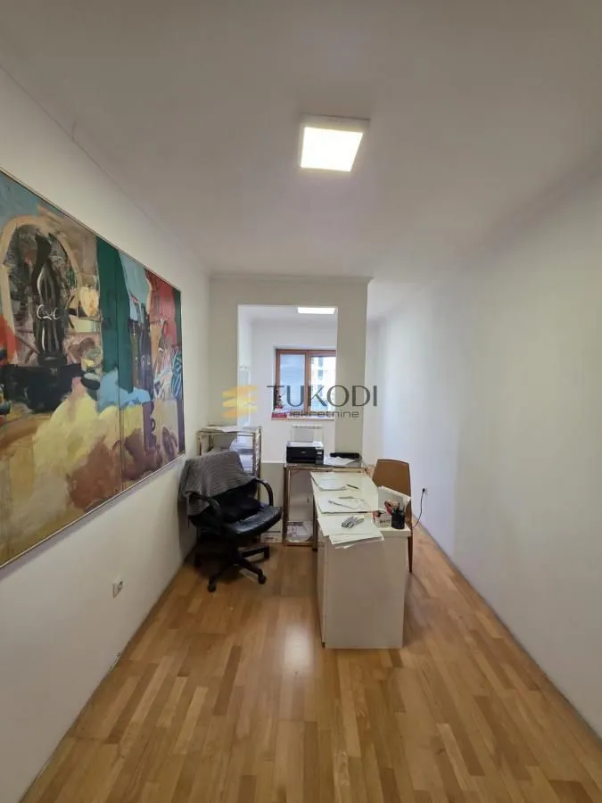 Prodaja, trosoban stan, 99m², Bulevar Oslobodjenja, Novi Sad Sve Podlokacije