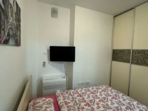 Izdavanje, dvosoban stan, 77m², Tre Canne, Budva - image 7
