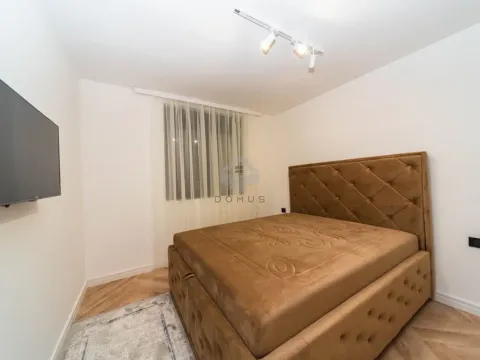 Izdavanje, dvosoban stan, 70m², Stari Aerodrom, Podgorica - image 4