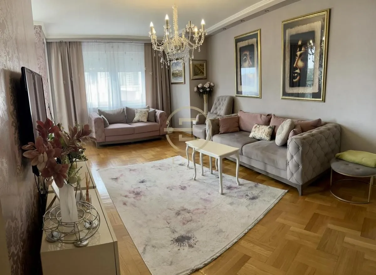 Sale, four bedroom apartment, 124m², Cara Dušana, Novi Sad Sve Podlokacije