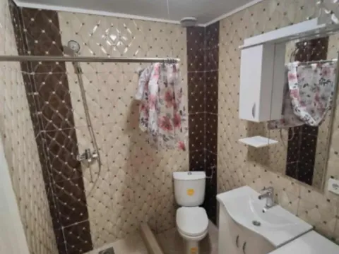 Izdavanje, jednosoban stan, 50m², Tivat, Crna Gora - image 9