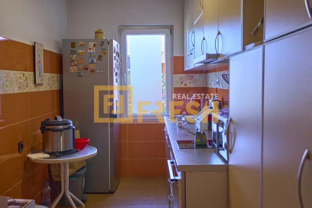 Prodaja, kuća, 300m², Zabjelo, Podgorica