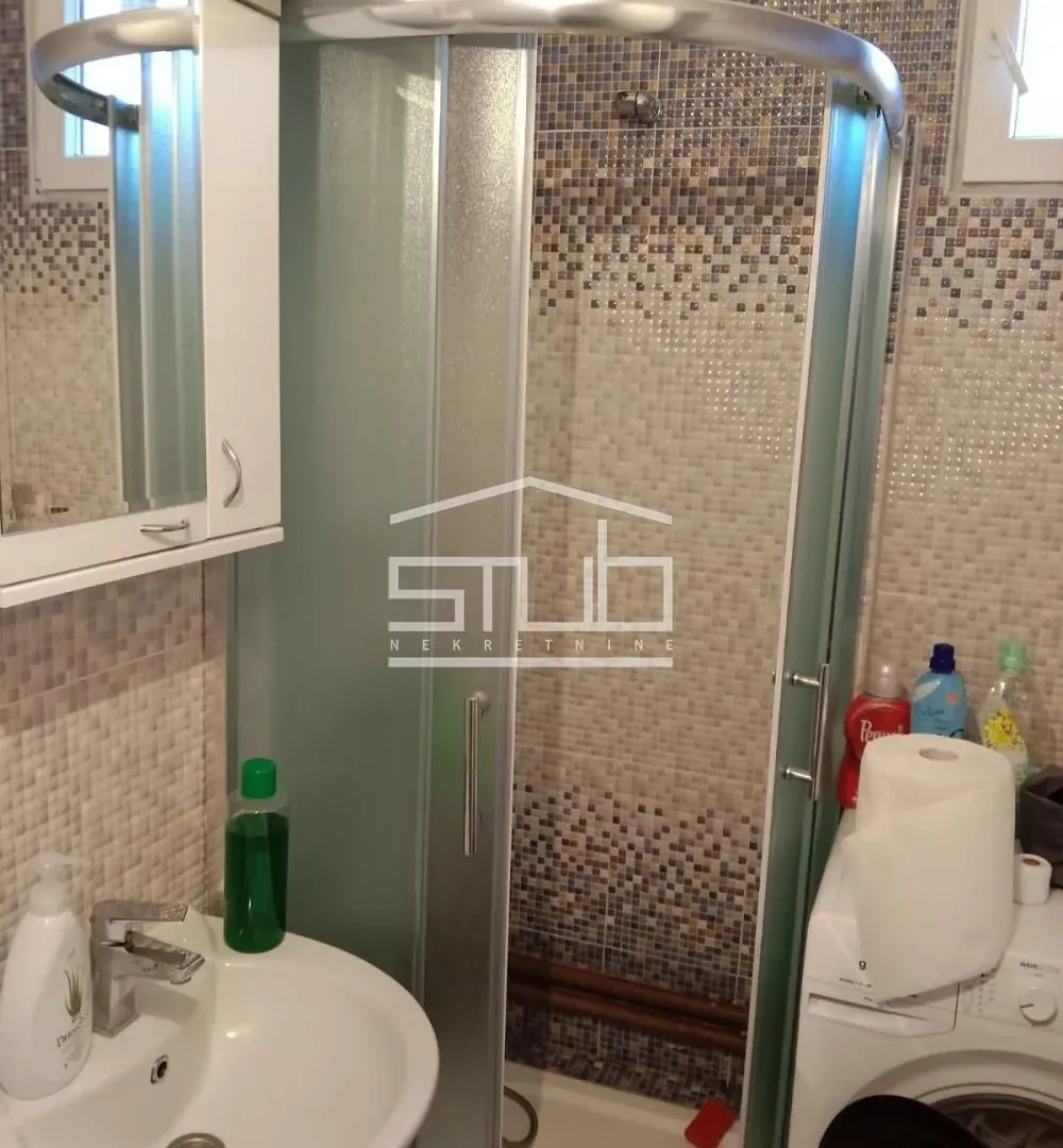 Sale, house, 194m², Čukarica, Beograd