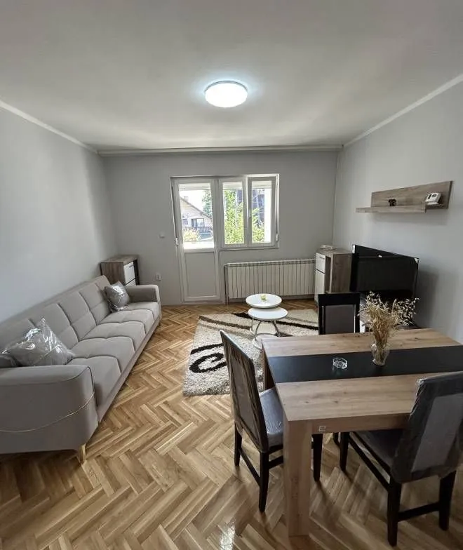 Rent, three bedroom apartment, 85m², Zeleno Brdo, Zvezdara Sve Podlokacije