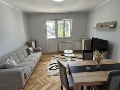 Rent, three bedroom apartment, 85m², Zeleno Brdo, Zvezdara Sve Podlokacije - image 3
